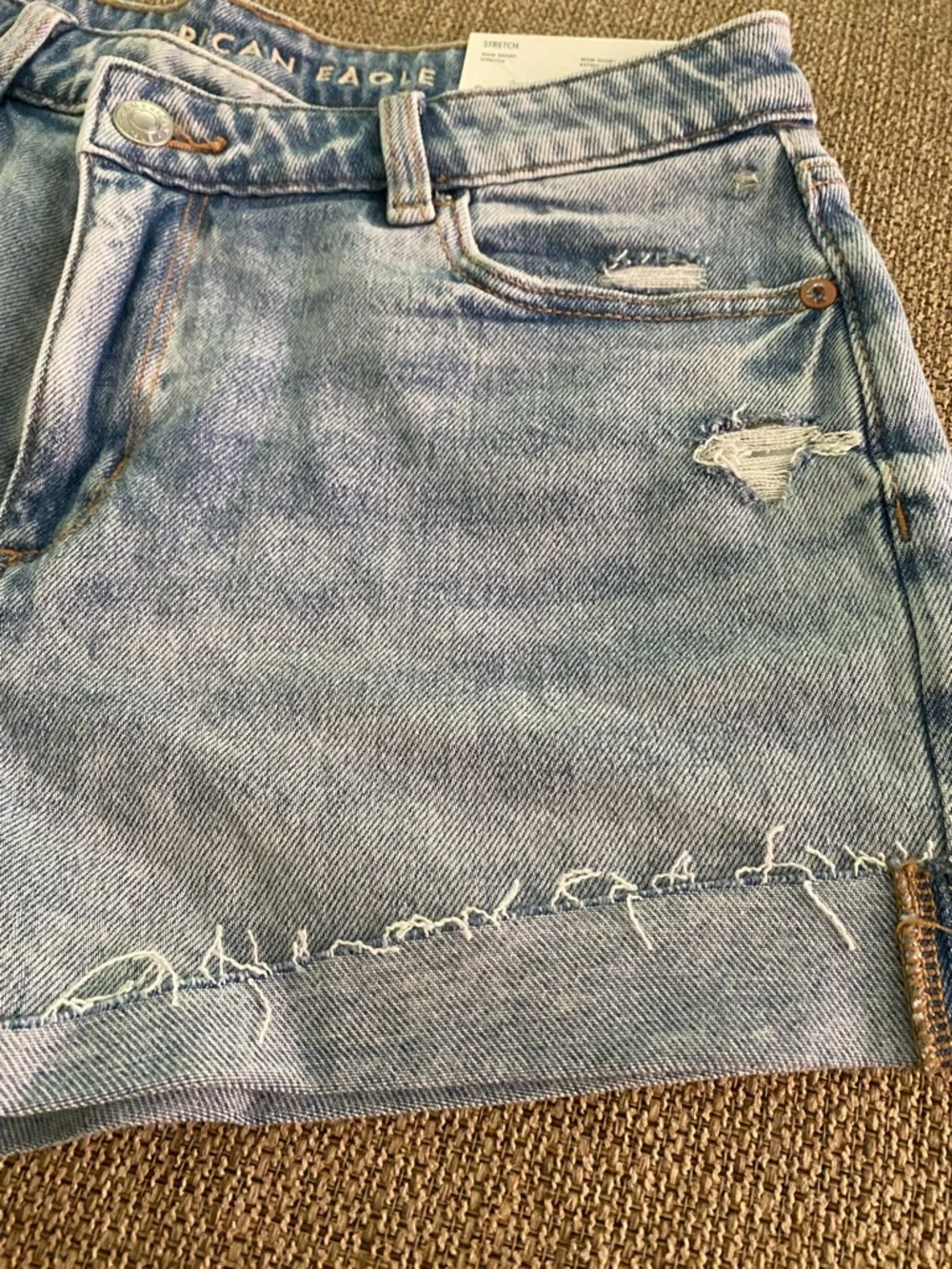 American Eagle Outfitters Light Blue Distressed Denim Shorts Sz 2